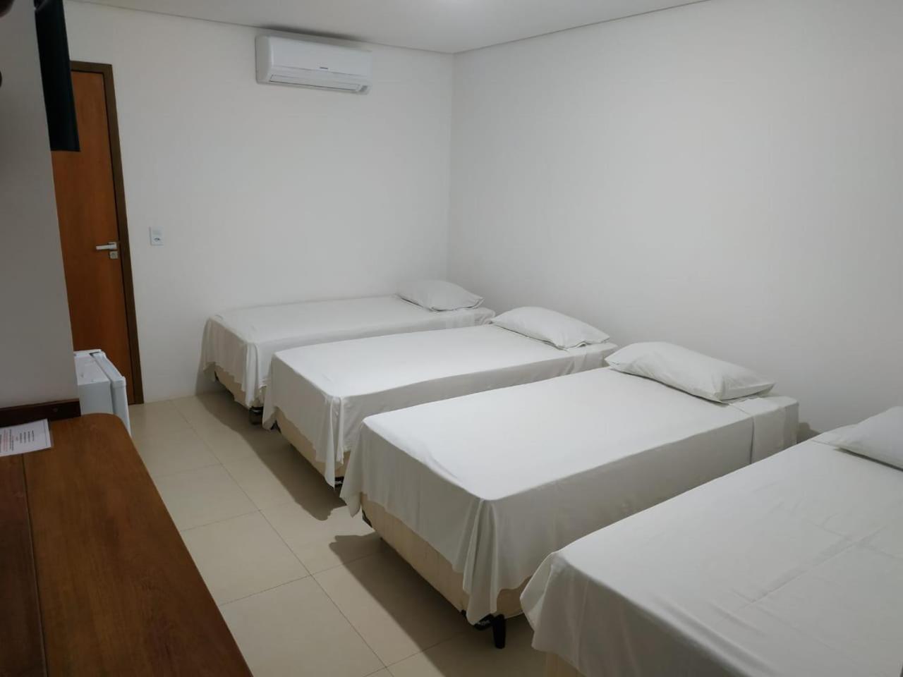 Hotel Lirio Carolina  Esterno foto